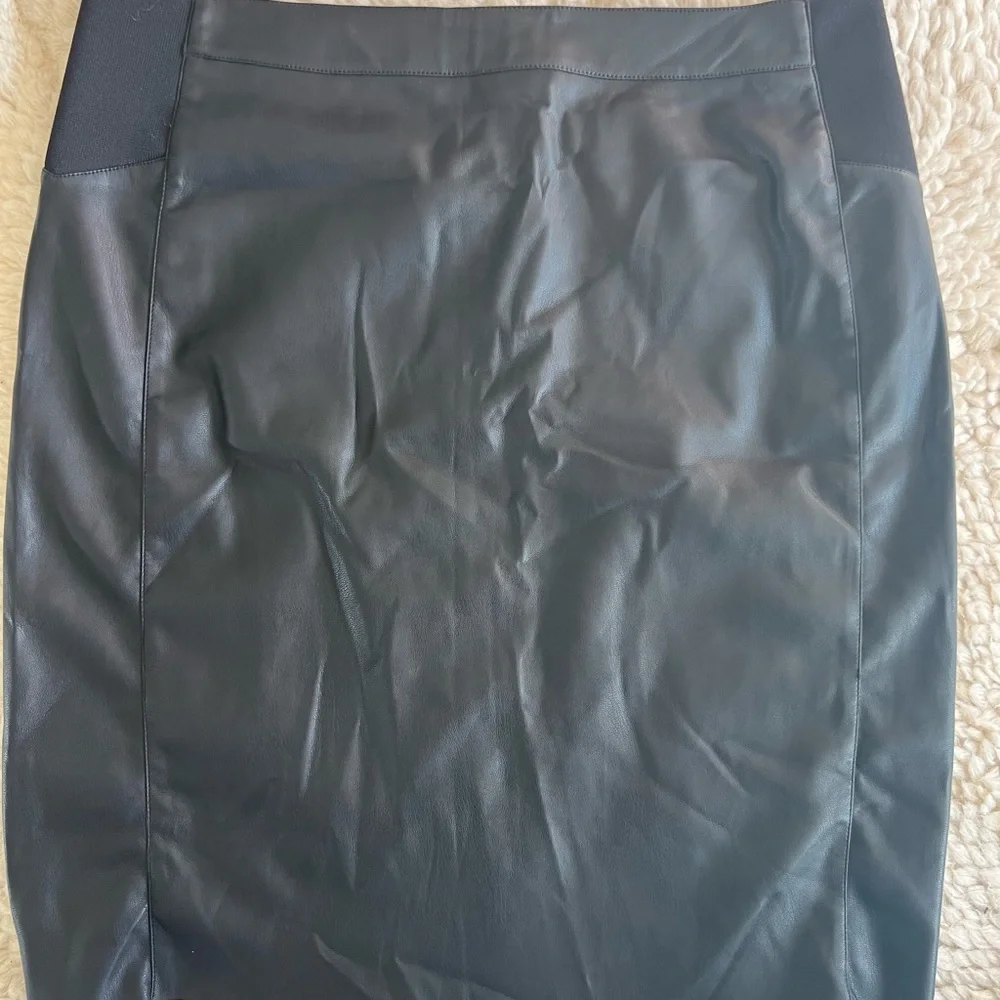 Sunday in the City PU leather midi skirt size 18 BNWT - Picture 6 of 6